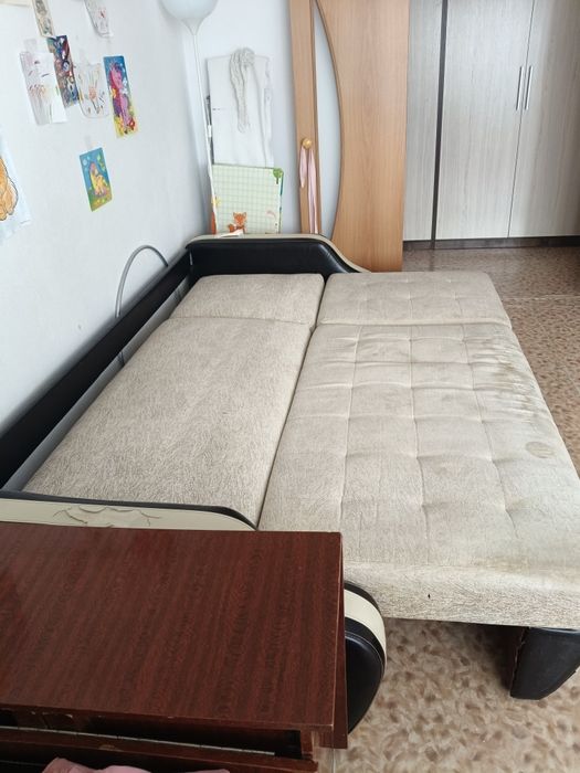 Диван б/у продам