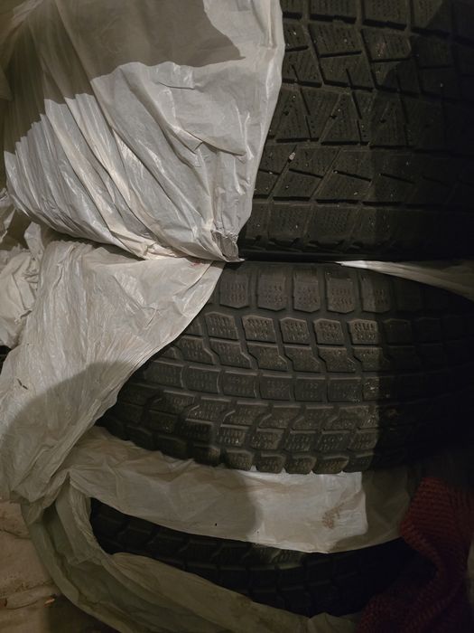 Резина (шины) 275/55 R20