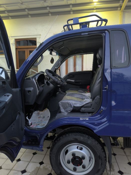 2012йил 1.200лик Киа бонго идеал состаянада сотилади.