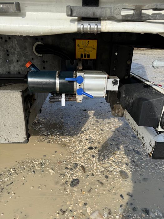 Semiremorca Schmitz mega și varios