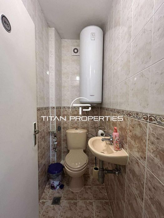 Дава се под наем Тристаен апартамент в Варна, Център - 100 кв.м за 664 € - Снимка #11