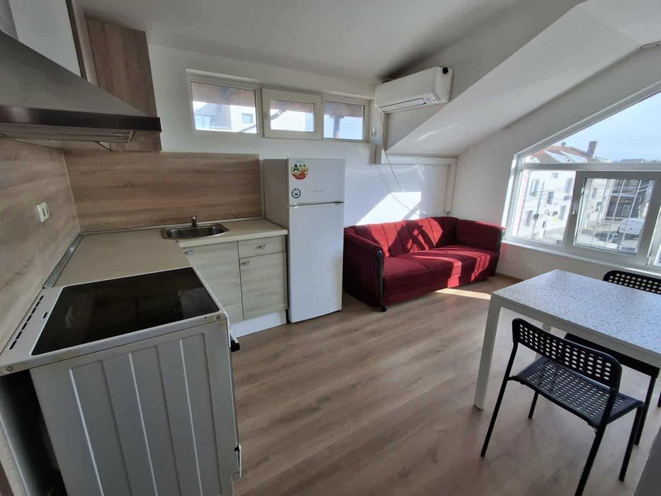 Дава се под наем Едностаен апартамент в Костинброд - 30 кв.м за 280.5 € - Снимка #1