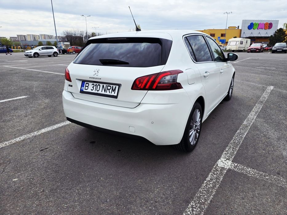 Peugeot 308 1.2 L PureTech Automata