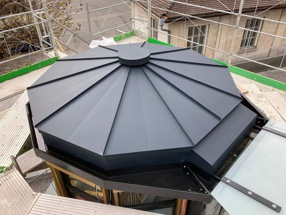 Reparatii Acoperisuri montaj Dulgherie Mansardari tigla metalica