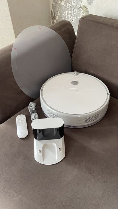 Продам робот пылесос