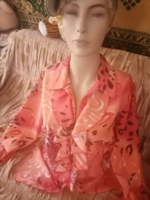 Продам симпатичные женские вещи