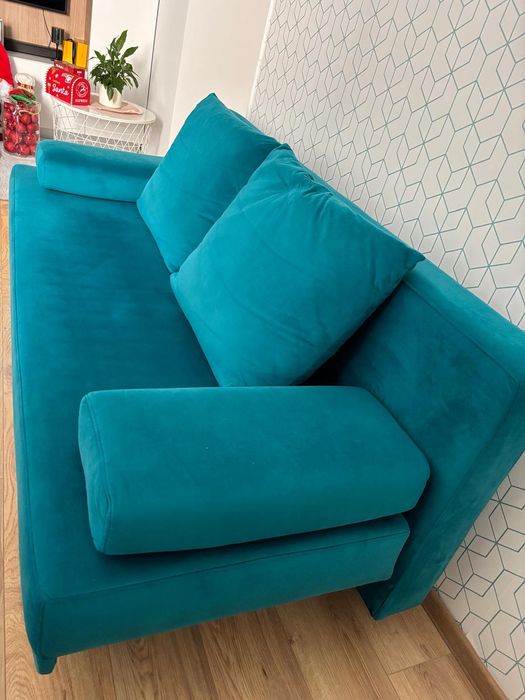 Vand Set Canapea extensibila + Taburet