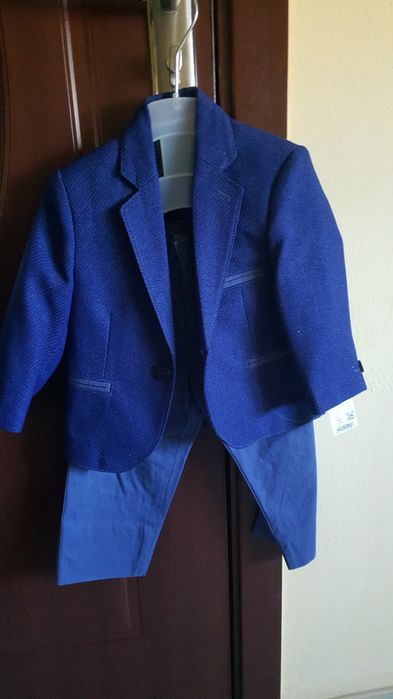 Vand sacou +pantalon de copii