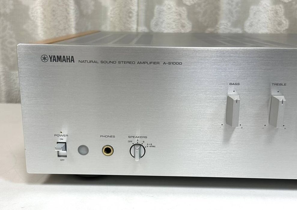 Yamaha A-S1000 усилитель