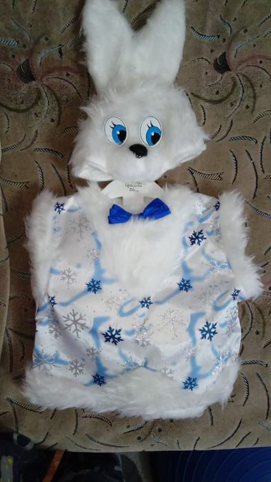 Новогодний костюм зайчика