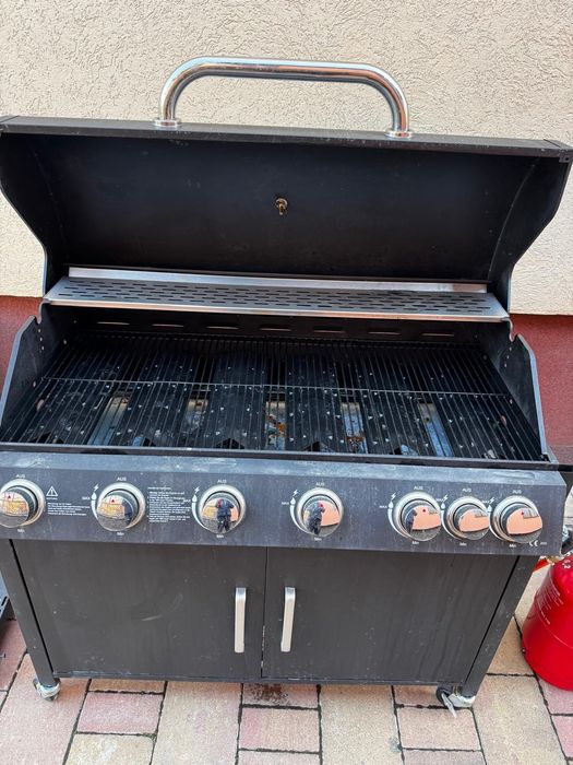 Gratar pe gaz pentru terasa/gradina
