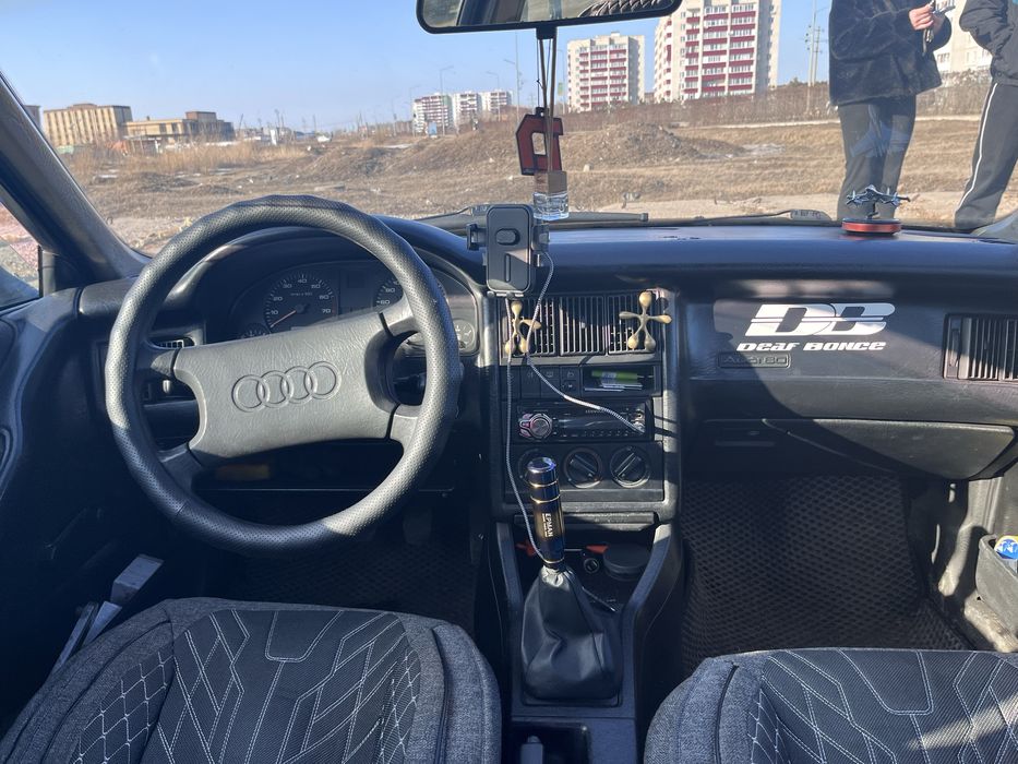 Продам Ауди 80 б3