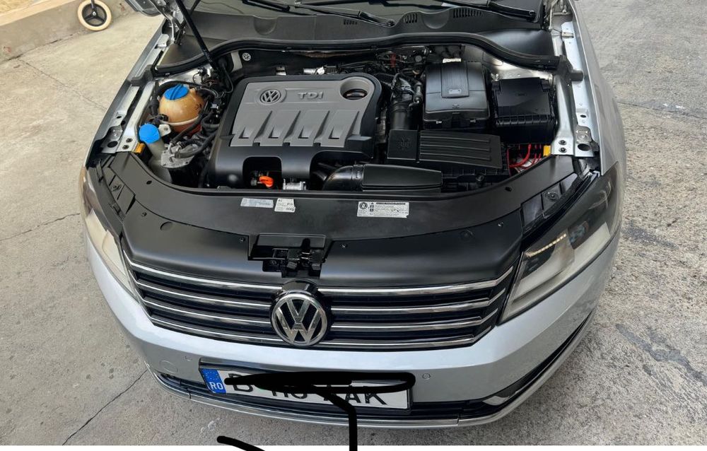 VOLKSWAGEN Passat 0 — imagine 4