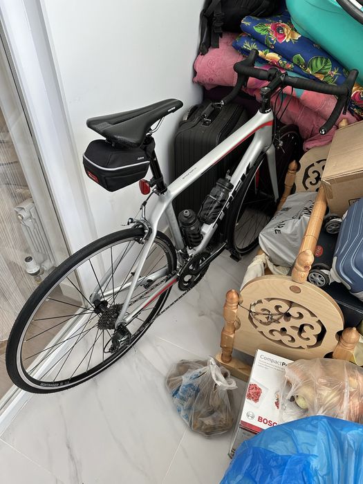 Карбоновый шоссейный велосипед TREK