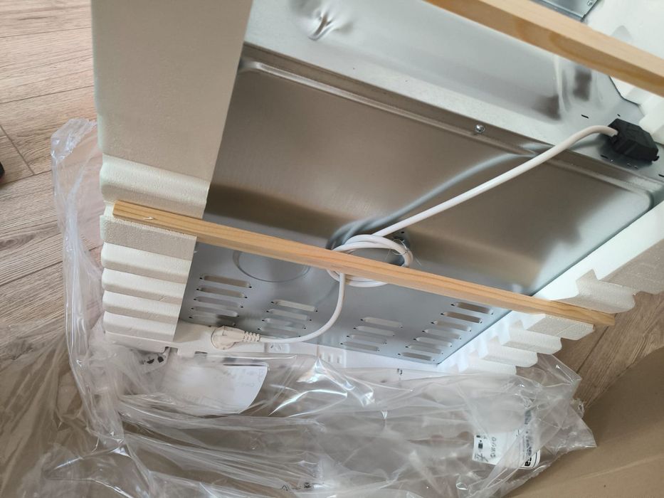 Духовой шкаф Hansa