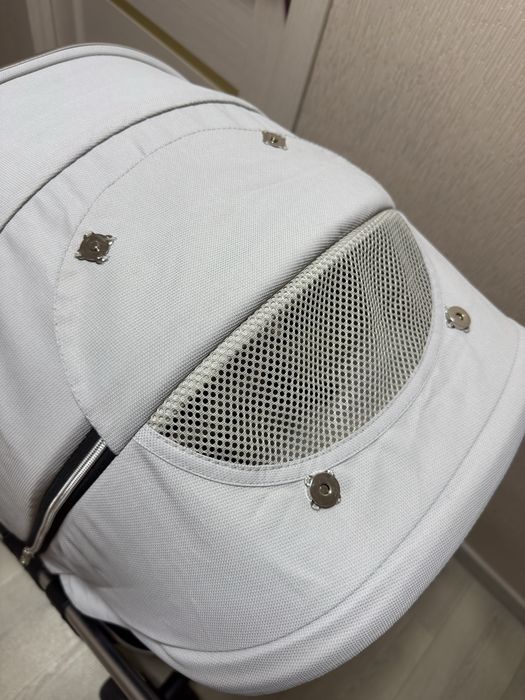 Продам коляску новую