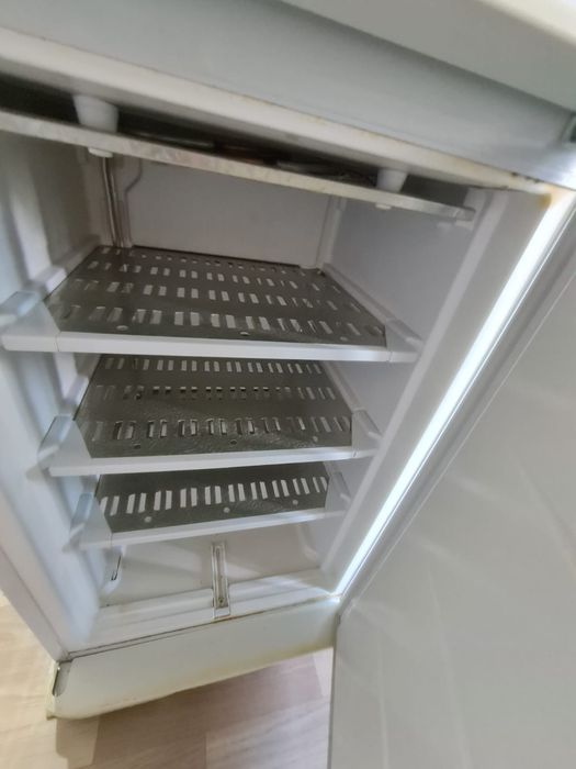 Продам холодильник бу