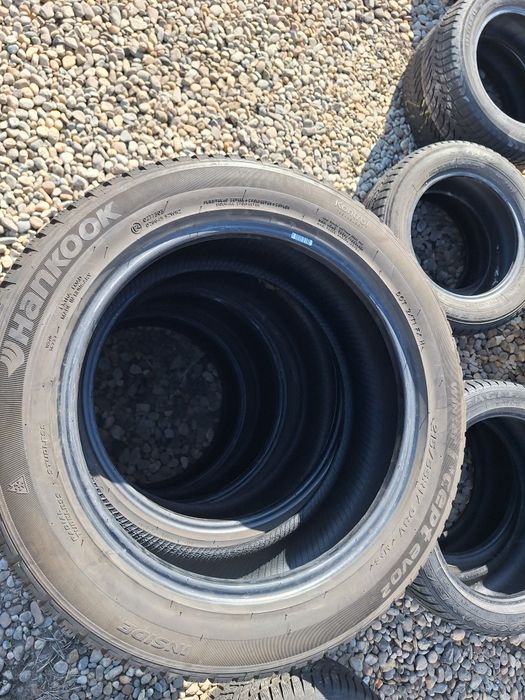 Anvelope iarna hankook 215 55 r17 dot 2020