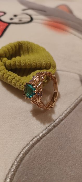Inel superb marime mare cu piatra verde