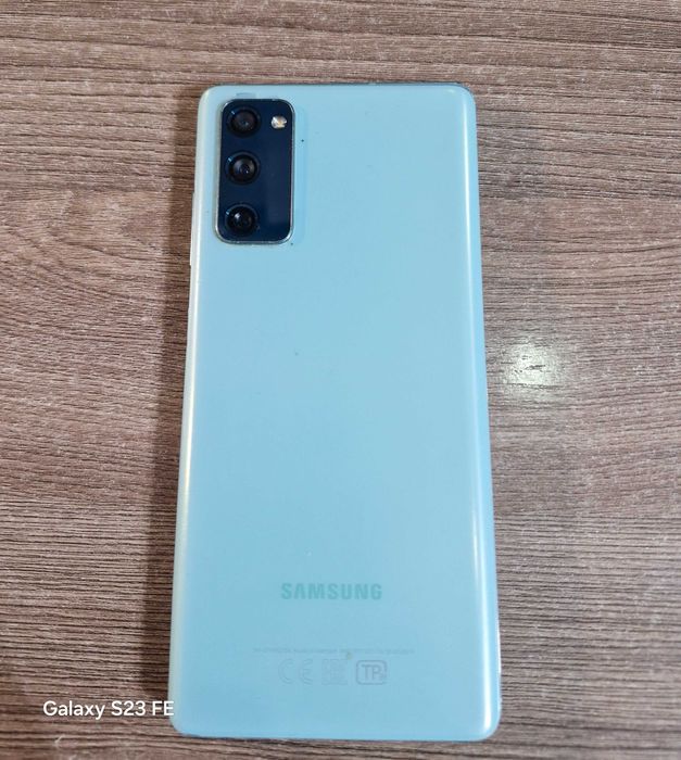 Samsung Galaxy S20 FE Нерабочий