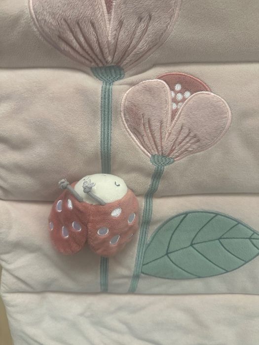 Меко килимче за игра по корем Little Dutch