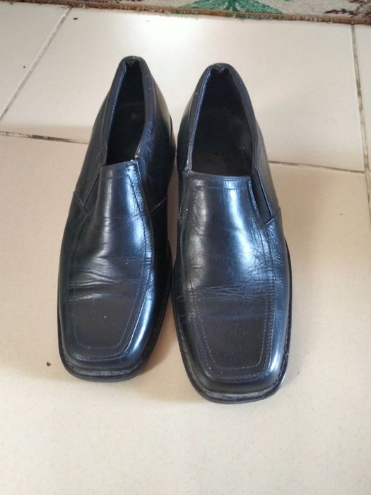 Продам обувь мальчиковая