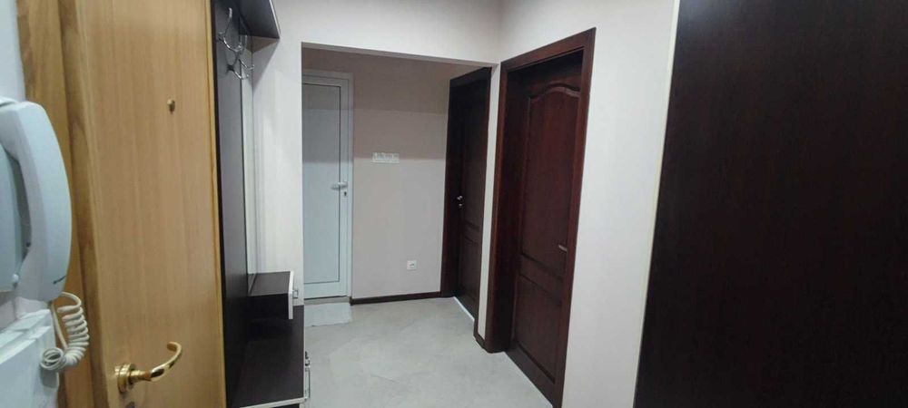 Дава се под наем Двустаен апартамент в София, Гоце Делчев - 68 кв.м за 750 € - Снимка #13