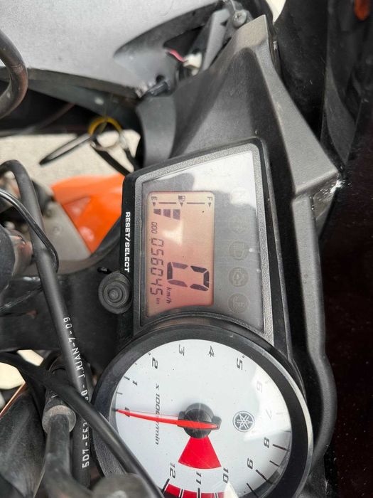 Yamaha YZF R125 2010