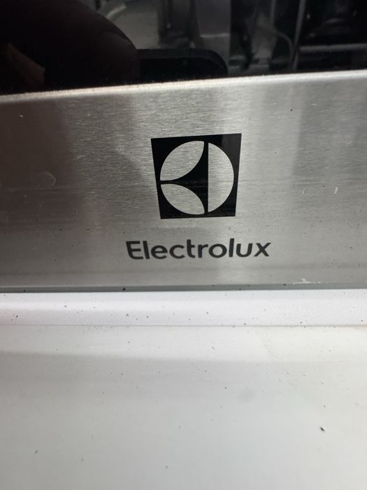 Фурна за вграждане SIEMENS