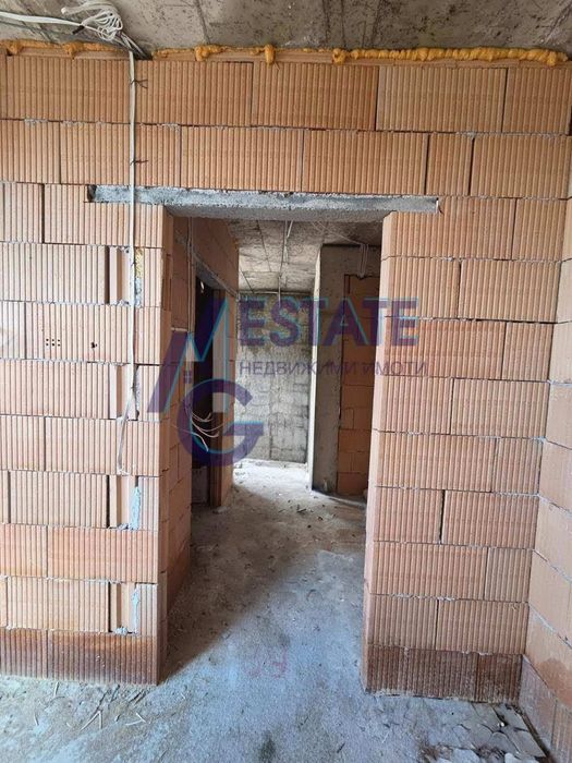 Двустаен апартамент пред акт 16 в жк. Братя Миладинови, гр. Бургас