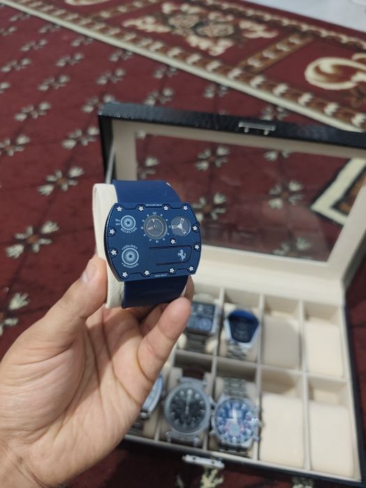 Soatlar kolleksiyasi