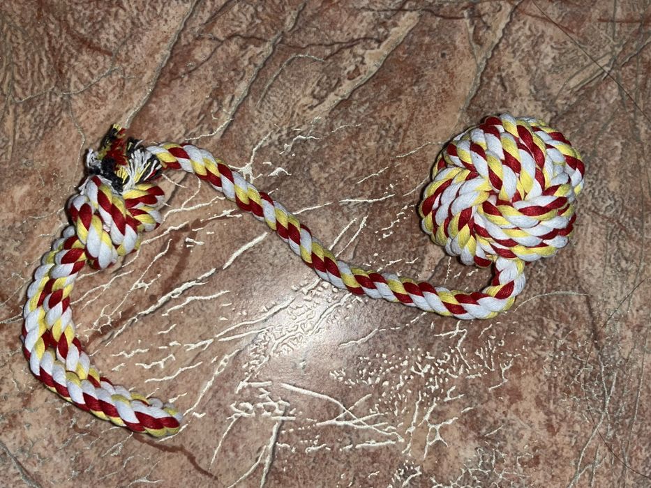 Игрушки для кошек собак