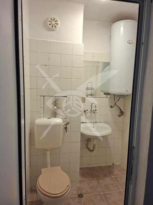 Дава се под наем Двустаен апартамент в Бургас, Възраждане - 48 кв.м за 298.86 € - Снимка #4