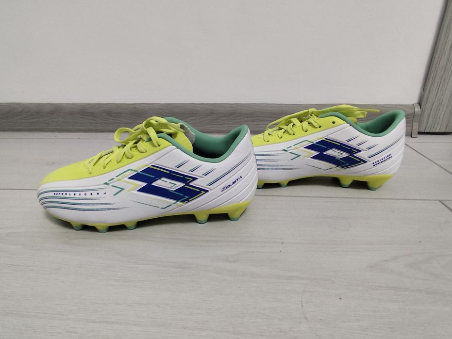 Ghete fotbal pentru copii