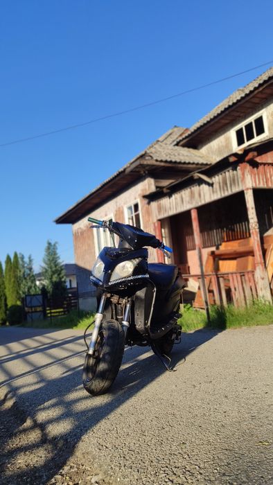 Scuter 49cc 2T  intretinut foarte bine