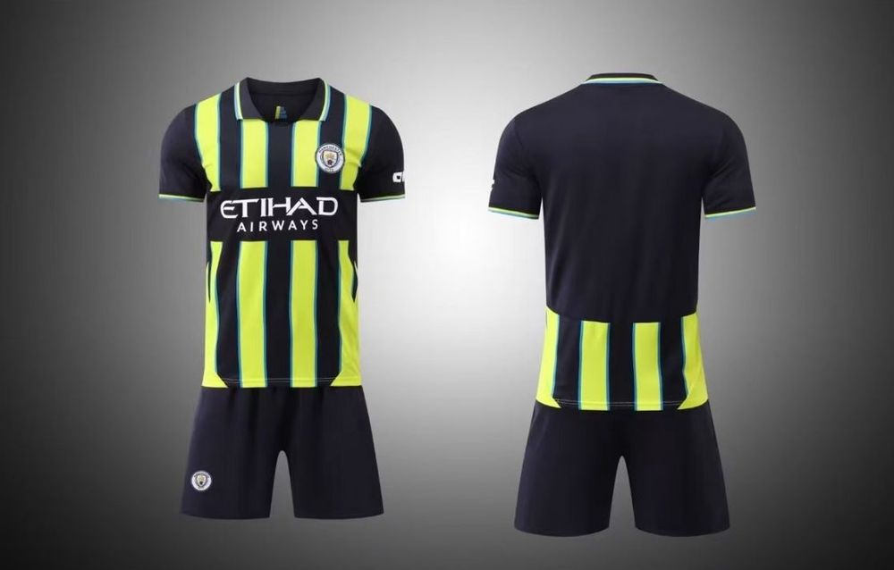 Форма футбольная