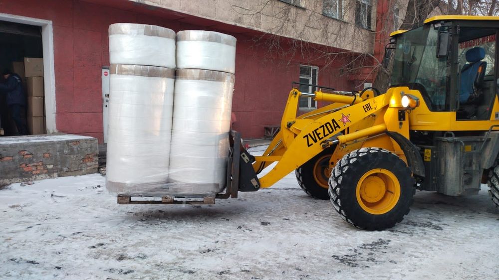 Услуги погрузчика ковш вилы