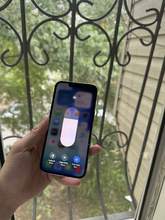 Продаю iPhone 13 Pro в отличном состояние