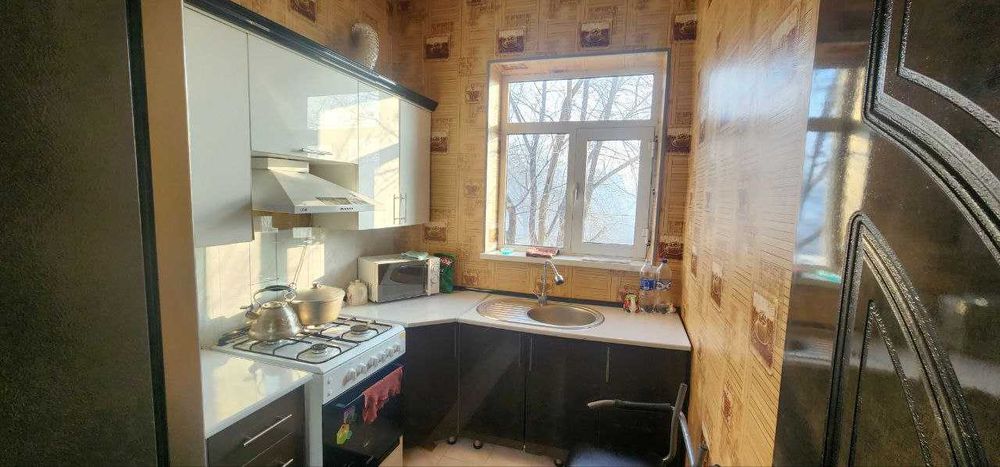 Кучмас мулк. Бино, Нежилое здание