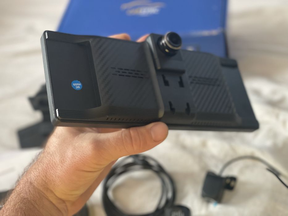Navigație Auto Portabilă CarSync 10.26 inch - Wireless CarPlay & Android Auto (Cameră Nouă)