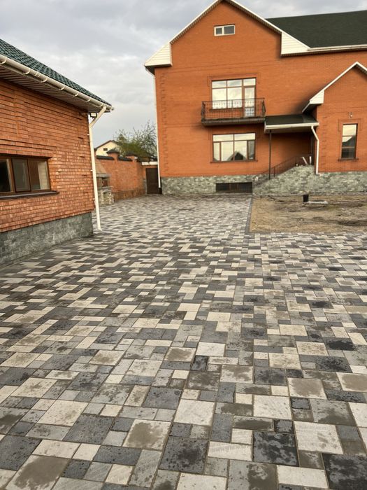 Укладка брусчатки