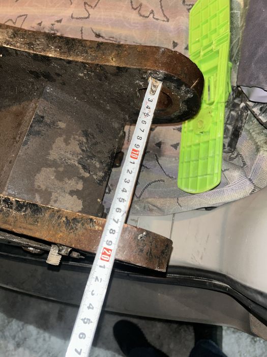 Продается быстросъем на мини эксковатор блоха