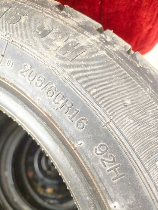 Зимняя резина 205/60R16