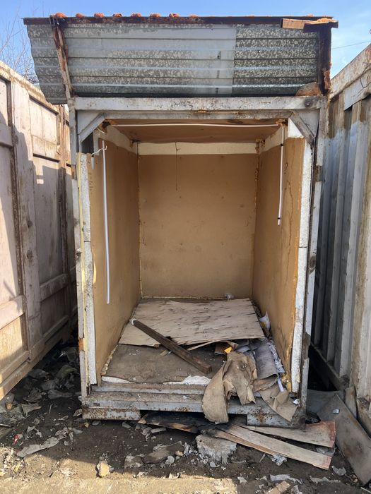 Продаються контейнеры