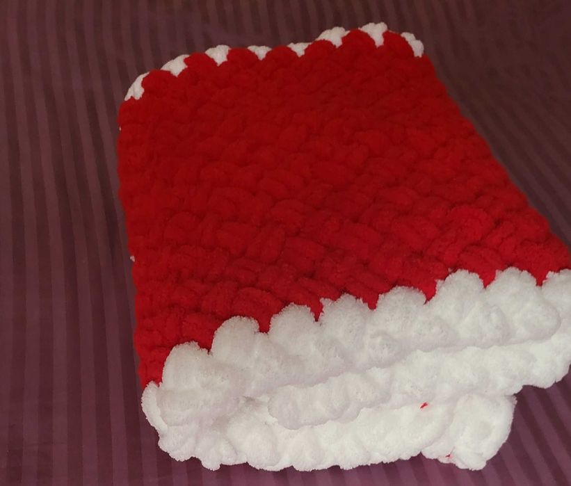 Ръчно плетено бебешко одеялце