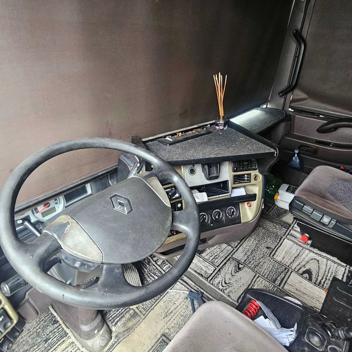 Renault Premium, Magnum