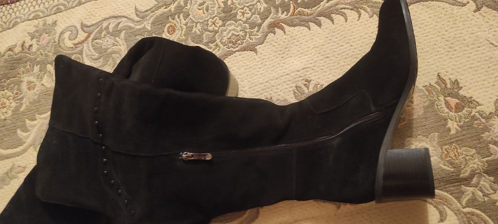 Замшевые ботфорты