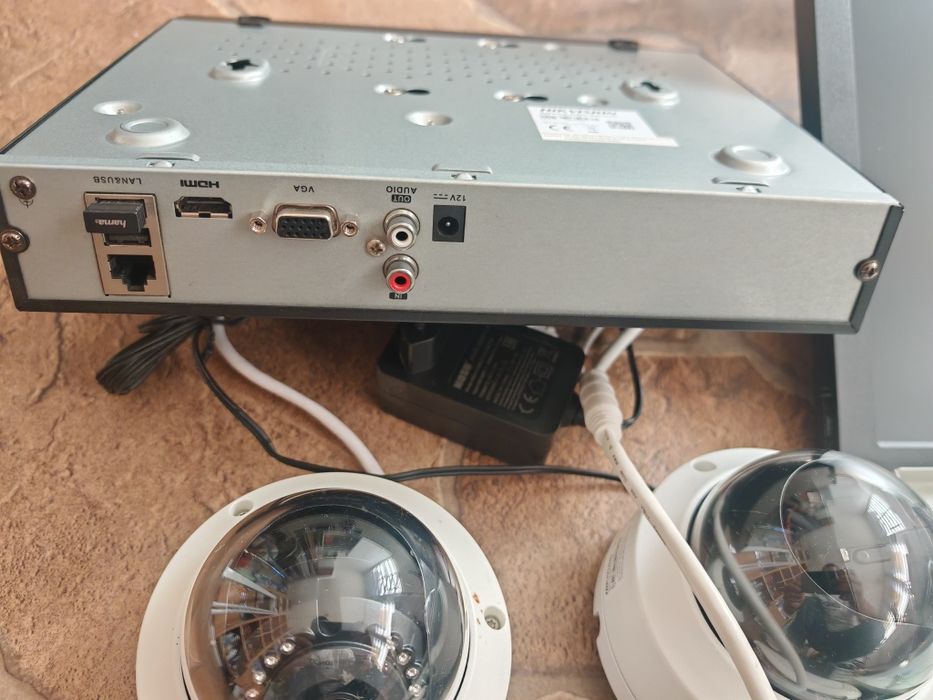 Camere video supraveghere echipament complet