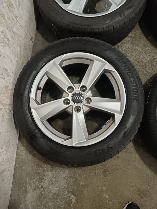 Jante 17 5x112 et 45 audi q2 q3  vw  passat Skoda Seat MG +215/55/17 vara