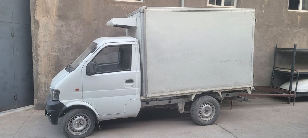 Dong Feng sortiladi xolati yahshi yili 2014 yil 5500$